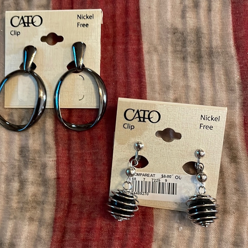 NWT Cato earrings